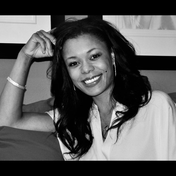 Meet your Posher, Isha - Picture 3 of 3